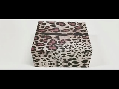 caixa de papel dobrável