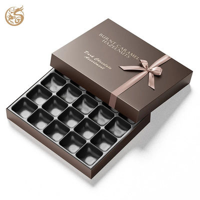 comprar Caixa de embalagem de chocolate castanho acessível com logotipo de ouro e decoração elegante de arco rosa Fabricação em linha