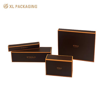 Caixa-presente de perfumes e velas dobráveis de luxo personalizada com inserções personalizadas.