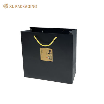 Sacola de Papel Preta Personalizada para Embalagem de Roupas e Vinhos
