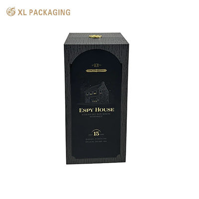 Caixa de Presente de Uísque com Dobradiça Personalizada com Laminação Soft Touch, Hot Stamping Dourado e Inserção de EVA Personalizada para Embalagem de Bebidas